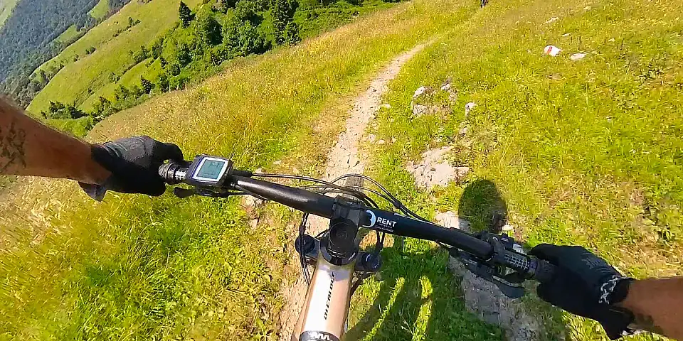 Book online your E-Bike at B-Rent